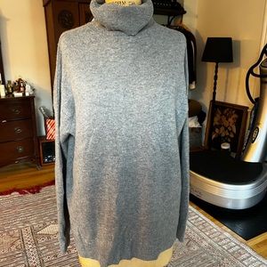 Nordstrom 100% cashmere sweater